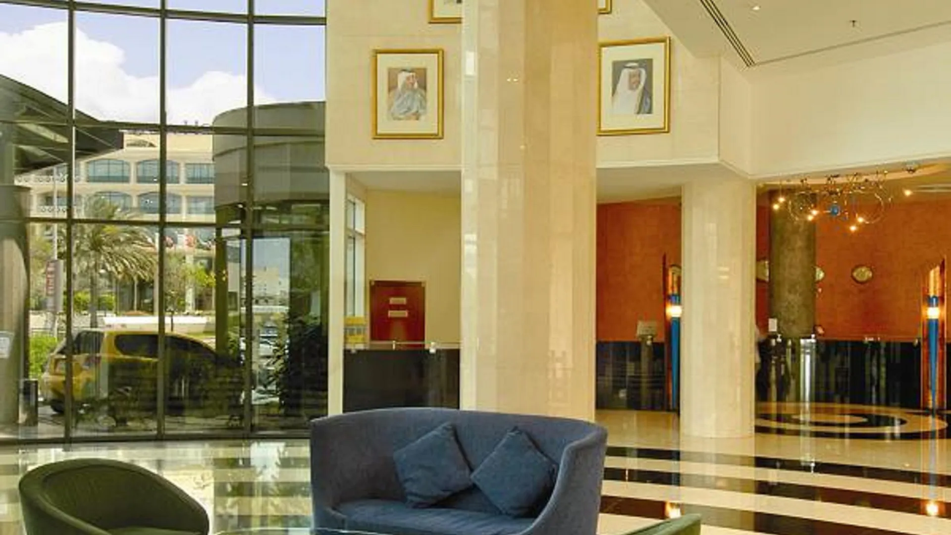 Millennium Airport Hotel דובאי